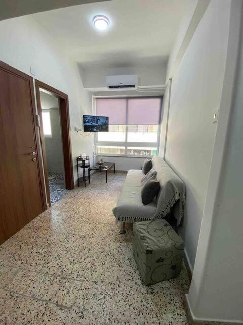 2 Bedroom Apt In Ermou 4 Minute Walk Beach Ларнака Екстериор снимка